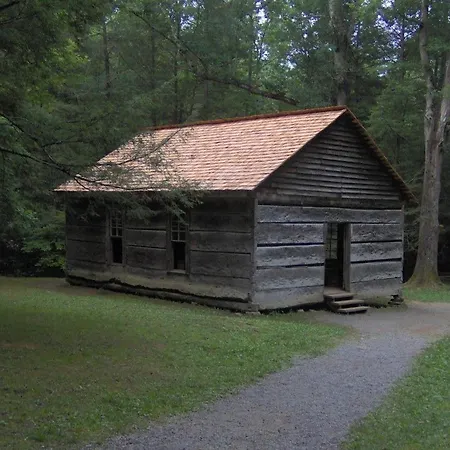 Cozy Creek Cabin Pigeon Forge Exterior photo