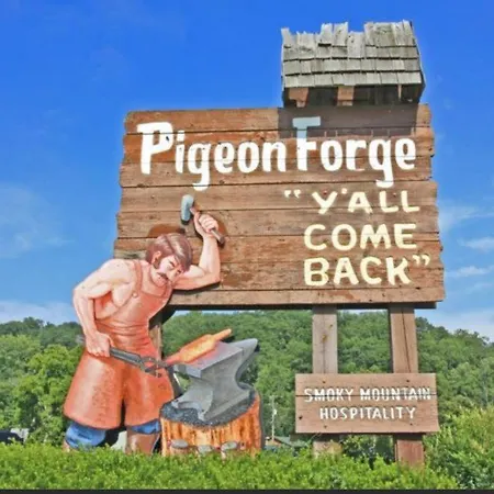 Cozy Creek Cabin Pigeon Forge Exterior photo