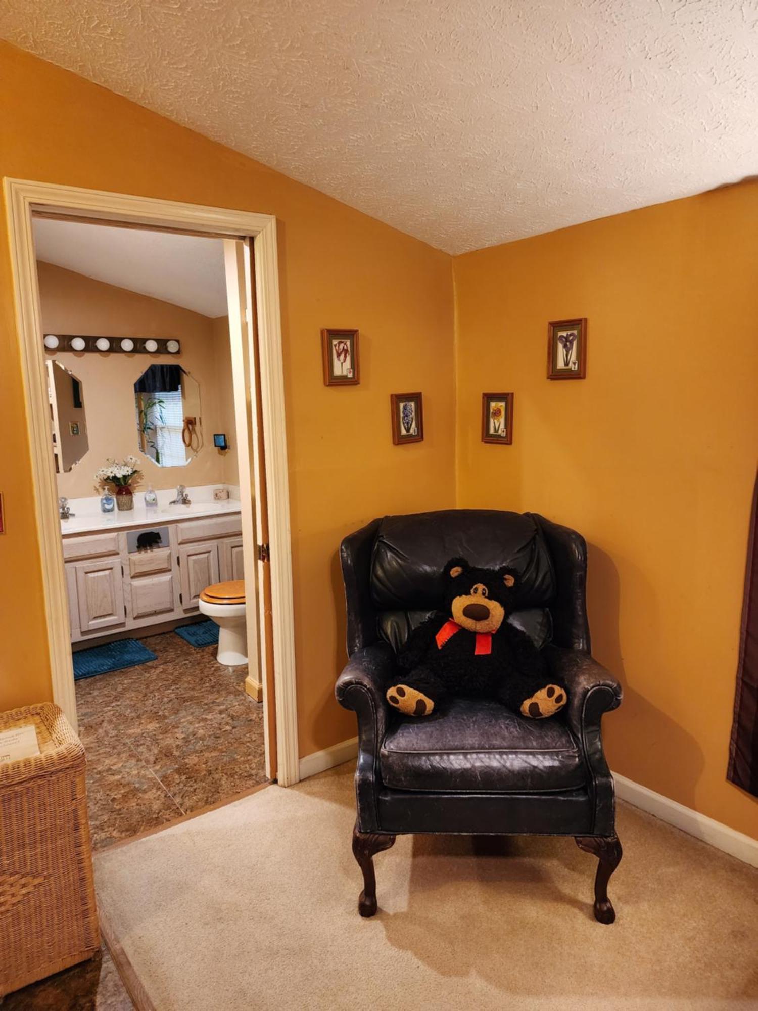 Cozy Creek * Pigeon Forge